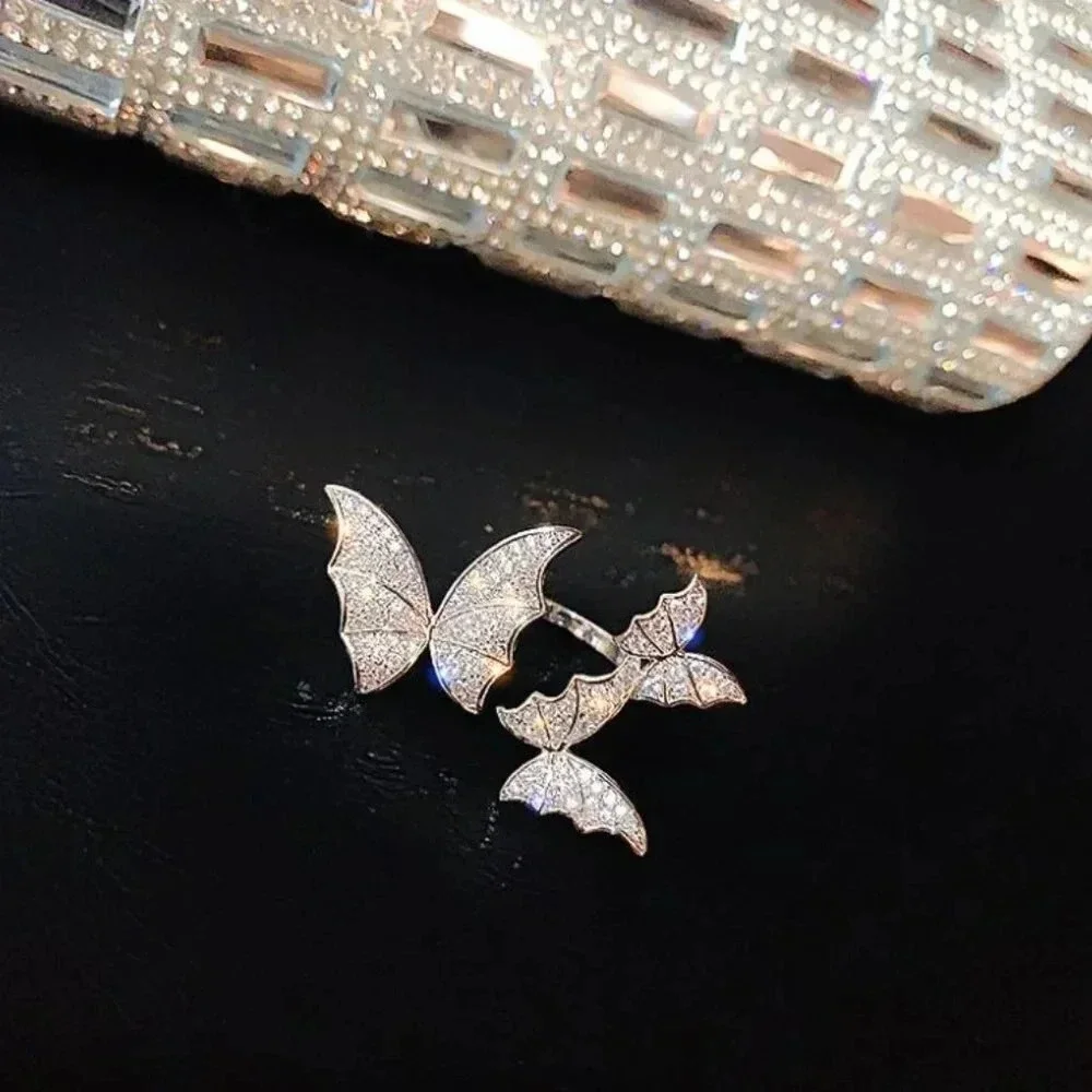 NEW 18k Huge White Gold Diamond Butterfly Ring